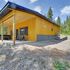 Lakeside Cabin Retreat w / Private Hot Tub!