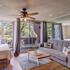 Lakeside Villa - Quite Location walk to the Country Club