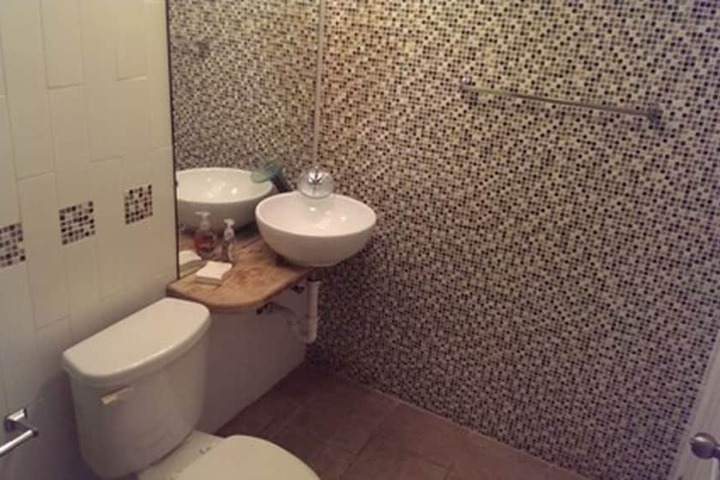 Room 68 of 75
