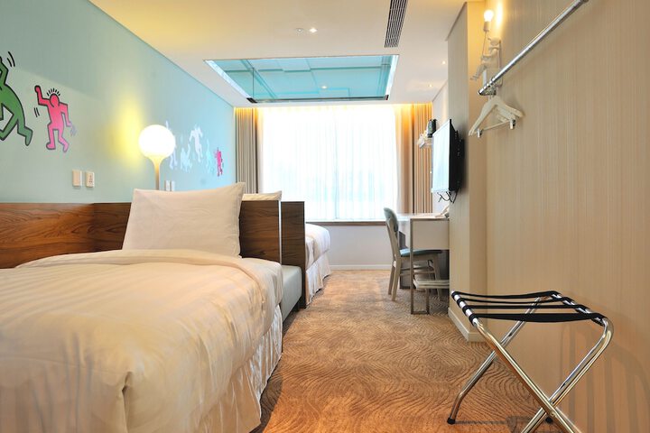 Room 54 of 171