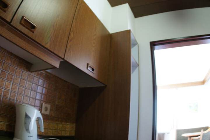 Room 9 of 65