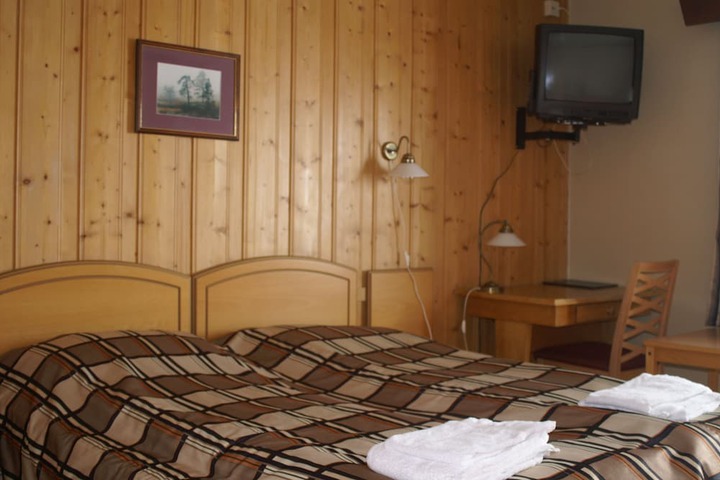 Room 15 of 44