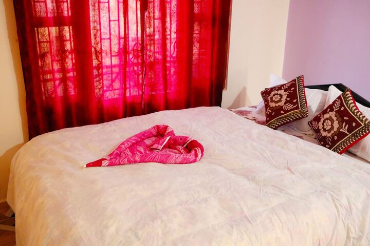 Room 5 of 68