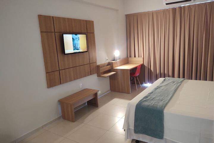 Room 8 of 29