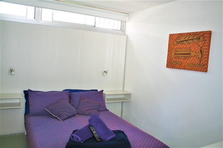 Room 9 of 48