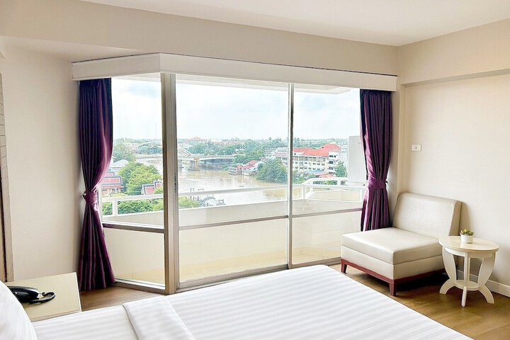 Room 14 of 28