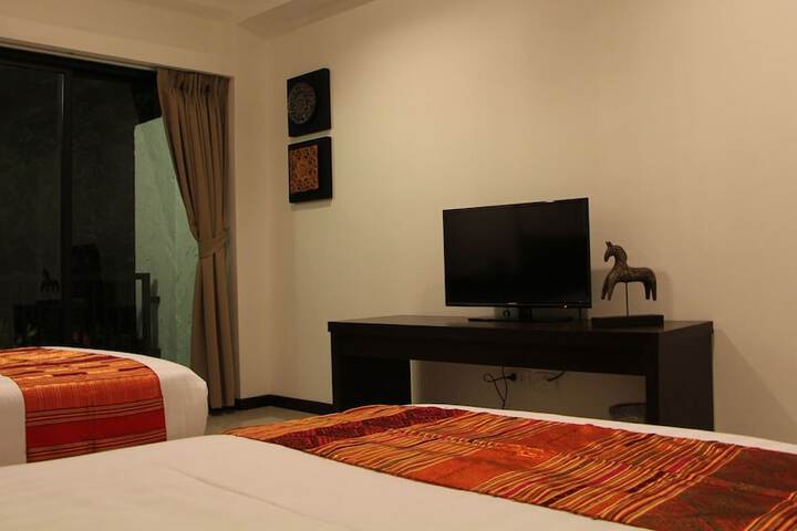Room 10 of 45
