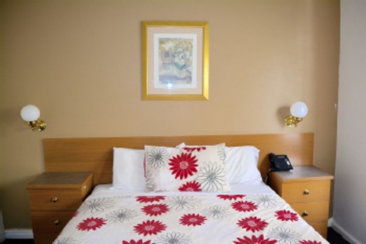 Room 166 of 768