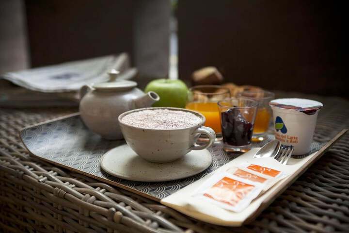 Breakfast/Coffee Service 31 of 44