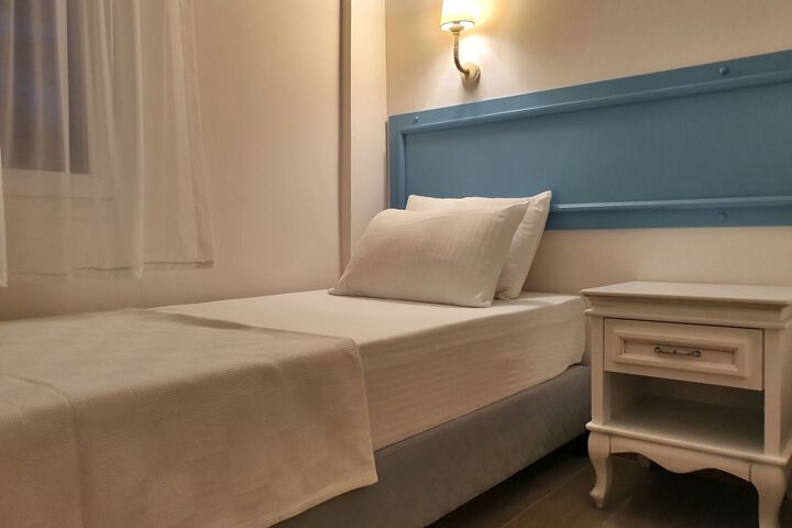 Room 47 of 65