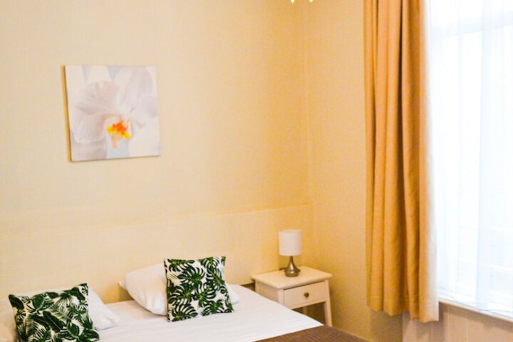 Room 8 of 52