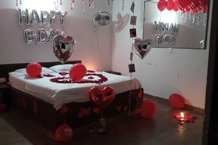 Room 3 of 9