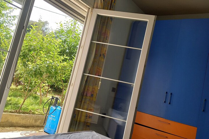 Room 11 of 25