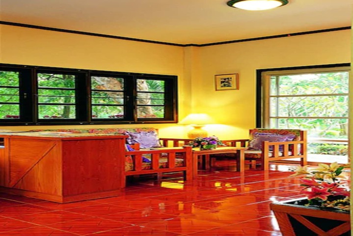 Room 8 of 45