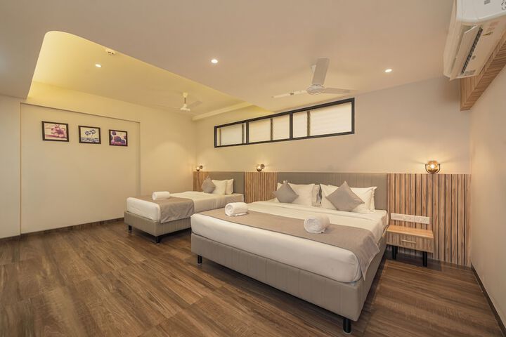 Room 19 of 32