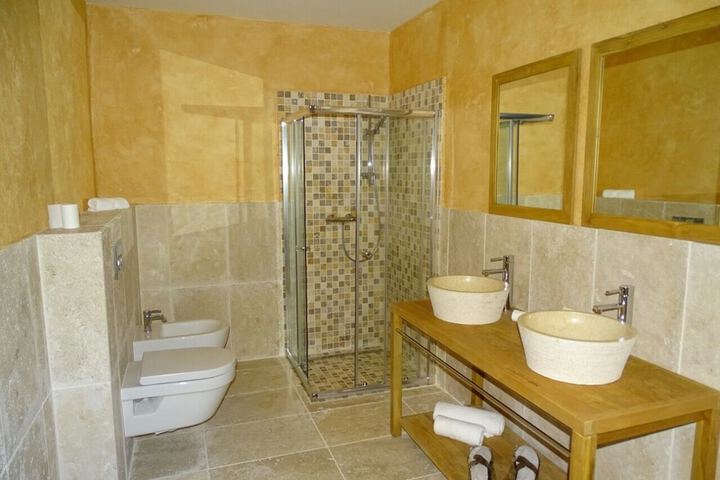 Room 10 of 55