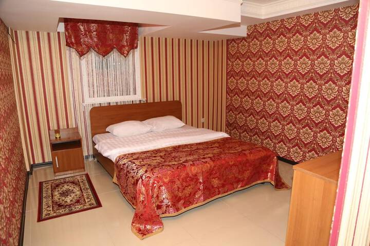 Room 11 of 68