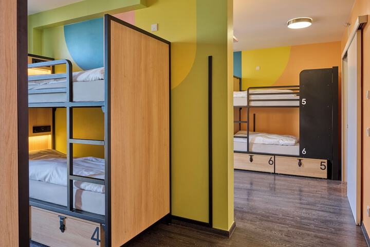 Room 9 of 58