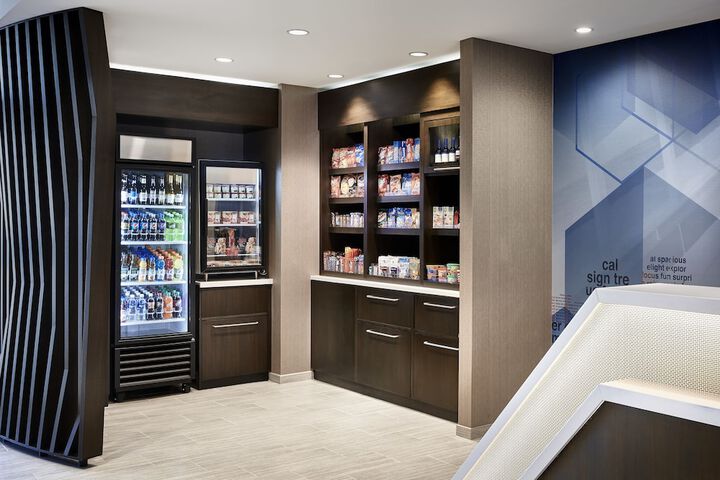 Snack bar