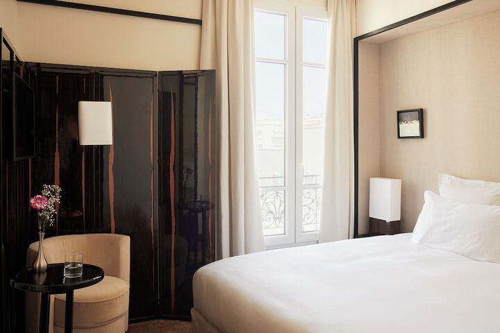 Room 5 of 22