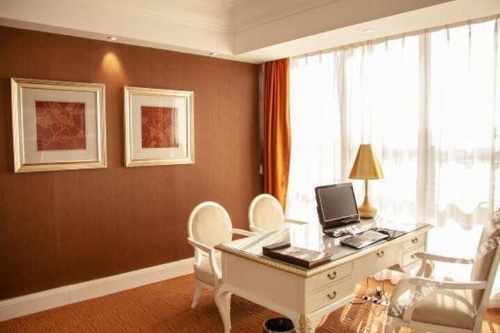Guobin Hotel