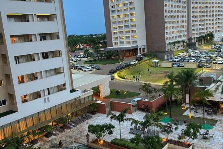 Hot Beach Suites
