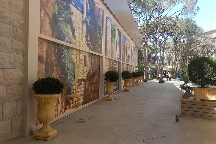 Hotel 5 of 6