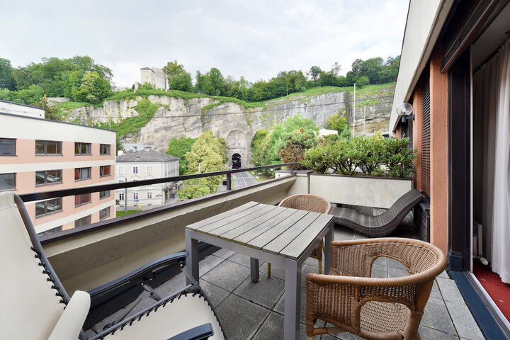 Terrace/Patio 24 of 49
