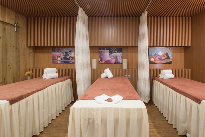 Spa 131 of 203