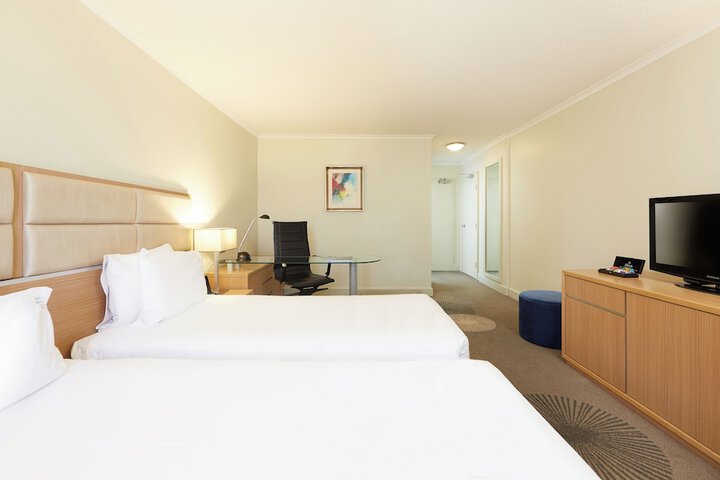 Room 27 of 129