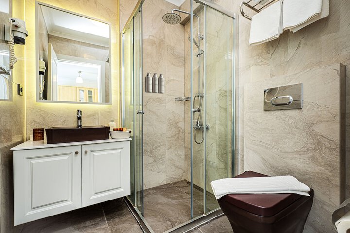 Room 20 of 40