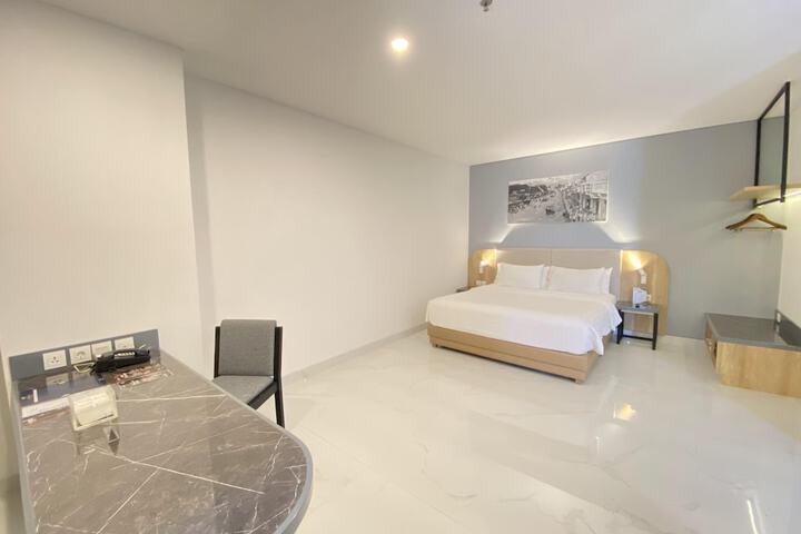 Room 30 of 88