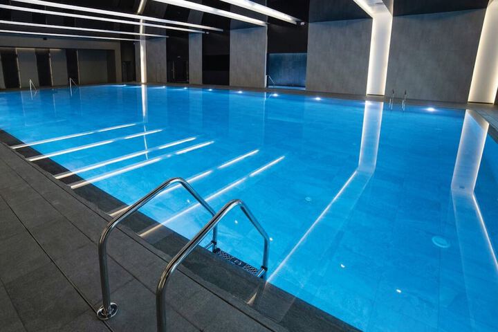 Pool 14 of 42