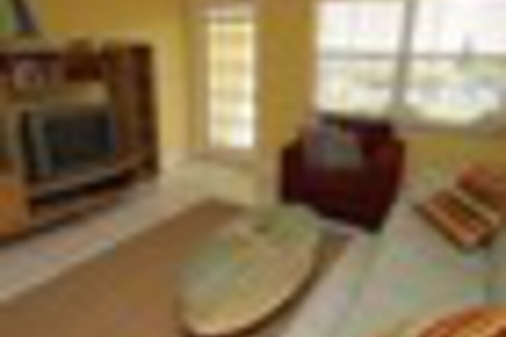 Room 32 of 66