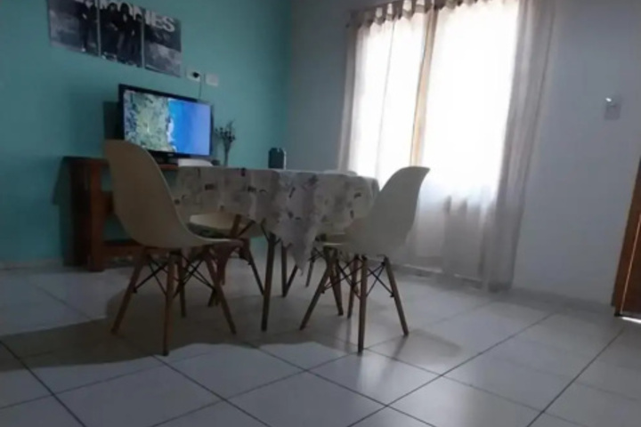 Room 5 of 16