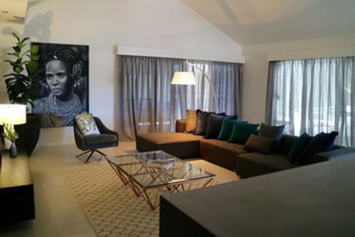 Room 14 of 16
