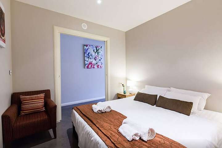 Room 8 of 73