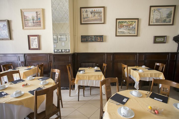 Dining 53 of 67