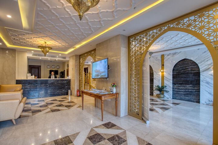 Hotel Interior 4 of 119