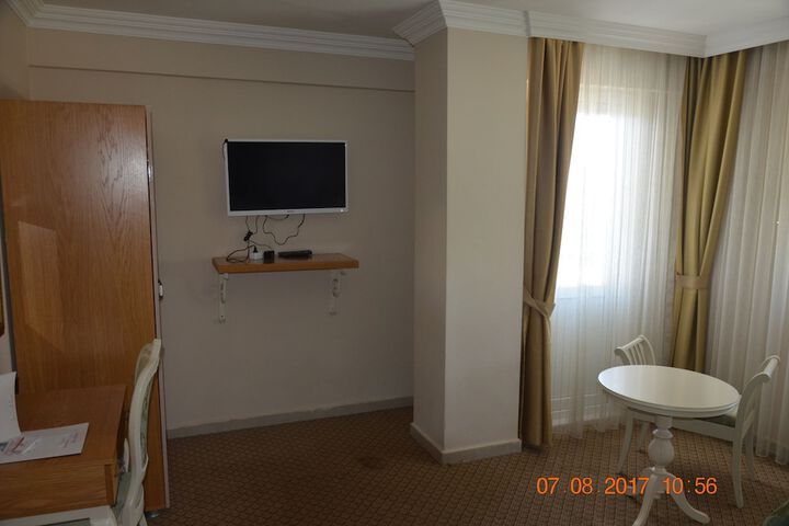 Room 29 of 69