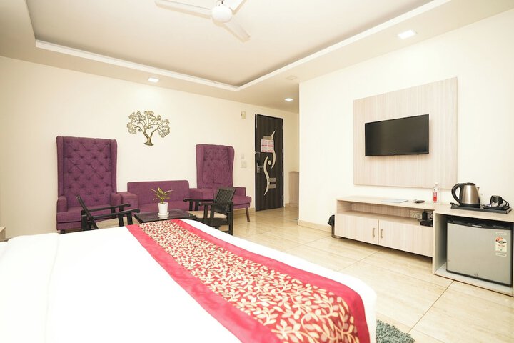Room 9 of 45
