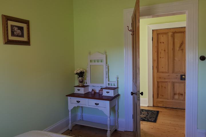 Room 4 of 59
