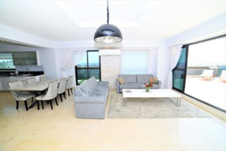 Room 6 of 29
