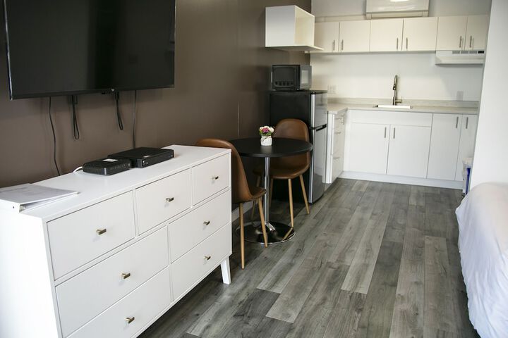 Room 12 of 40