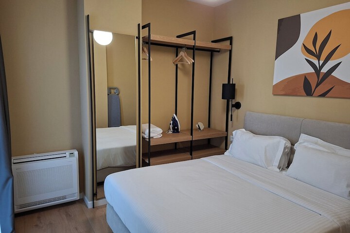 Room 44 of 101