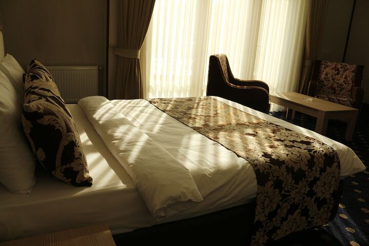 Room 13 of 62