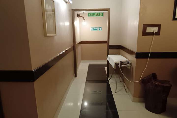 Ballroom/Hall 39 of 41