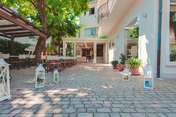 Terrace/Patio 57 of 61