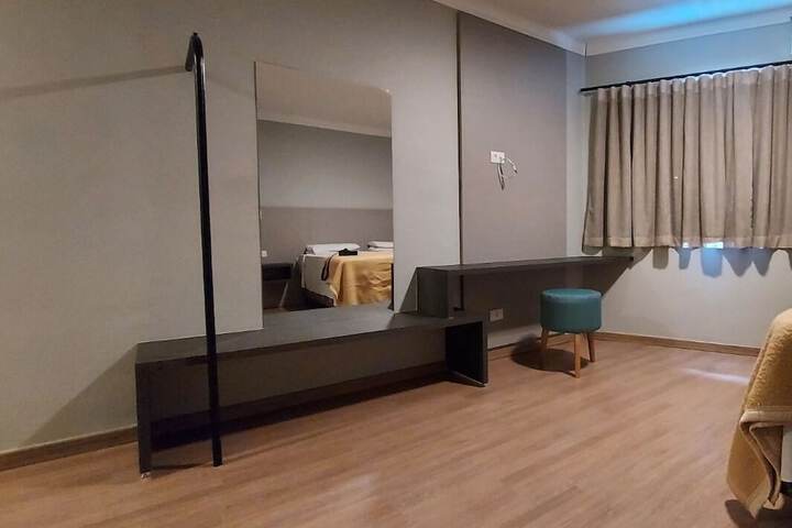 Room 14 of 130