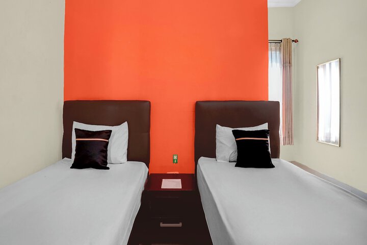 Room 15 of 30